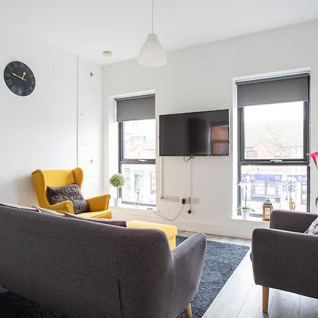 Modern Luxury Apartment, Sleeps 6, Best Location Белфаст Екстер'єр фото