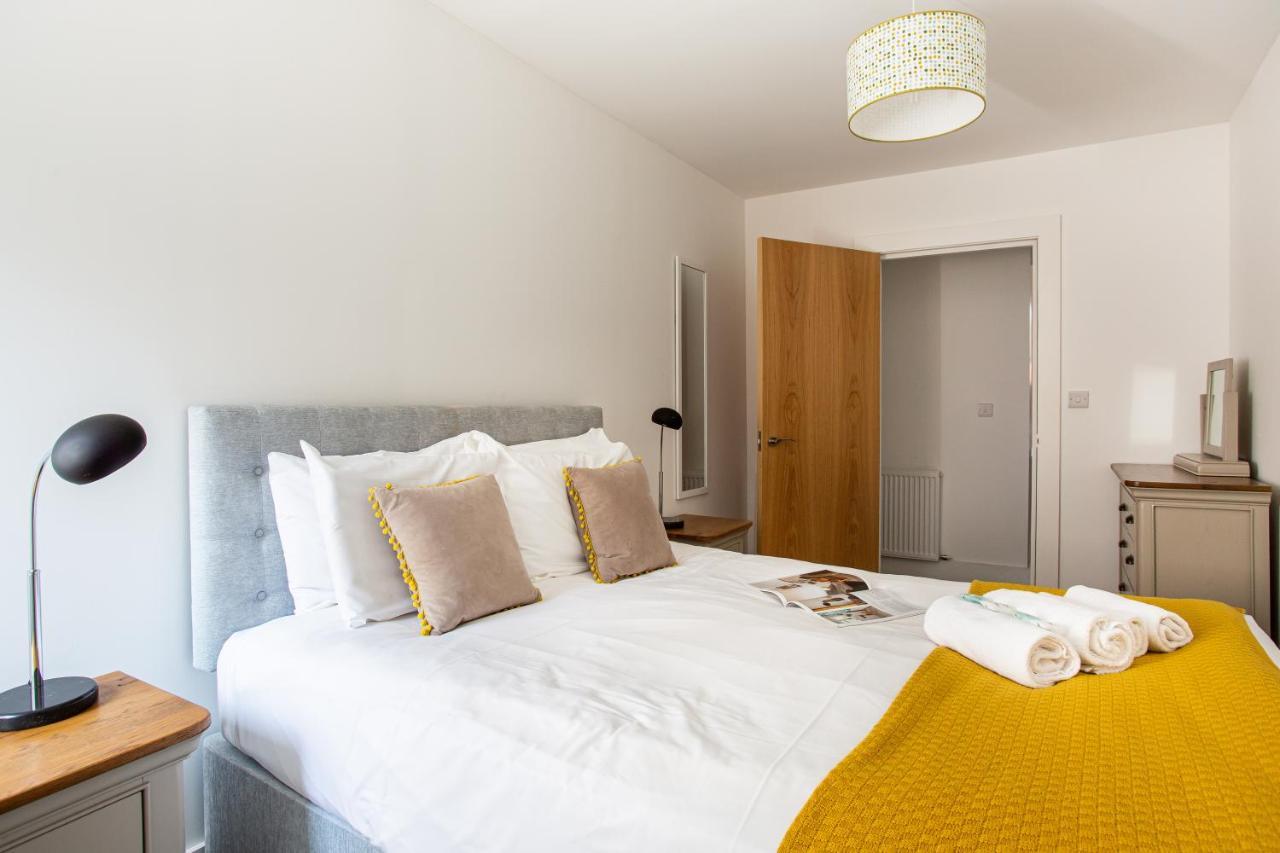 Modern Luxury Apartment, Sleeps 6, Best Location Белфаст Екстер'єр фото